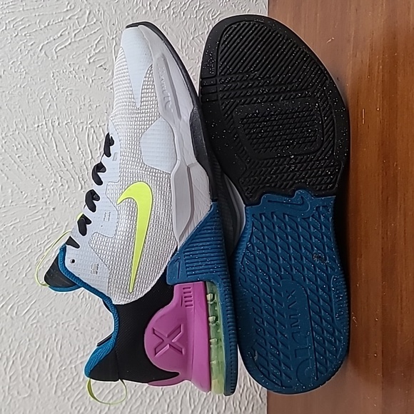 Nike Air Max Alpha Trainer 5 Platinum Volt Pink Mens Trainers DM0829-005 Size 11 - Picture 15 of 17